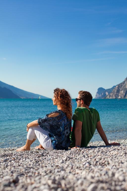 Hotel Lido Blu - Surf & Bike Torbole Sul Garda Ngoại thất bức ảnh