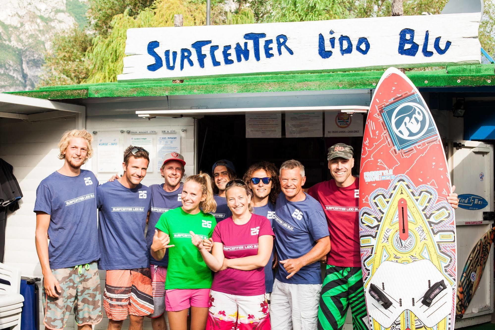 Hotel Lido Blu - Surf & Bike Torbole Sul Garda Ngoại thất bức ảnh